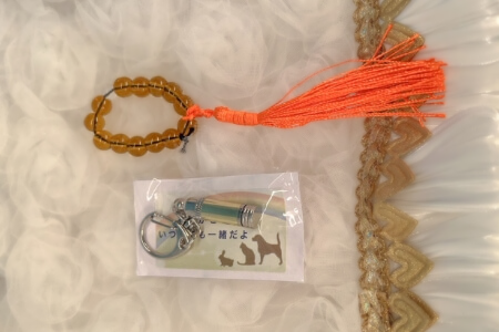 数珠、お骨ストラップ